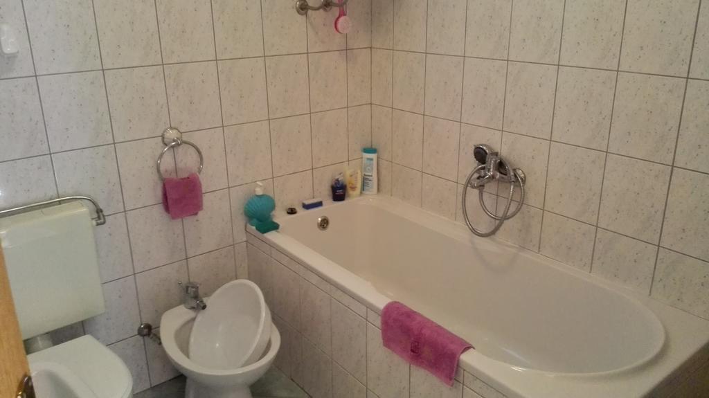 Apartment Vrulje Gornji Karin Eksteriør billede